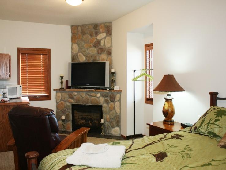 Queen Suite
