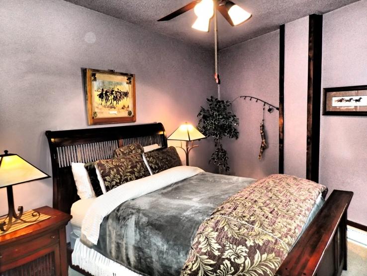FlatIron Inn, Hot Springs