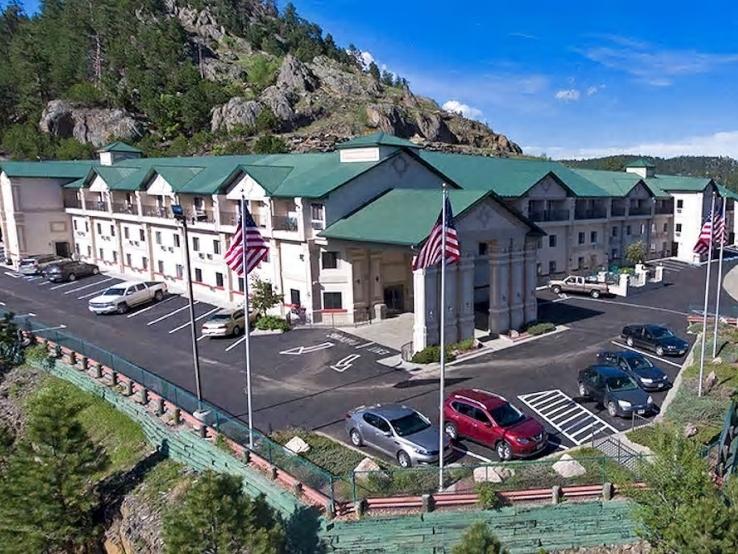 Baymont Inn & Suites, Keystone