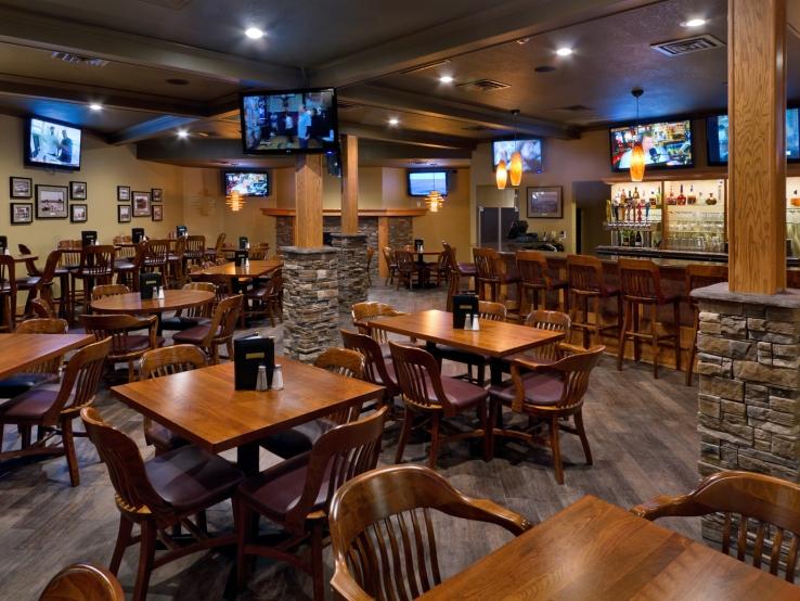 Frankie's Sports Bar & Grill