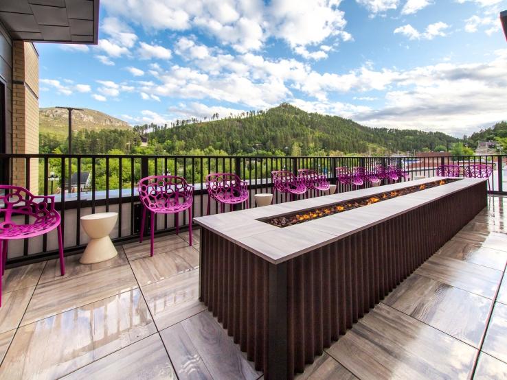 Tru, Cadillac Jack's Gaming Resort, Deadwood
