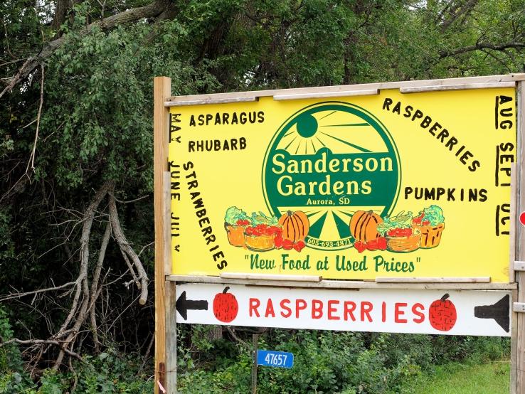 Sanderson Gardens, Aurora