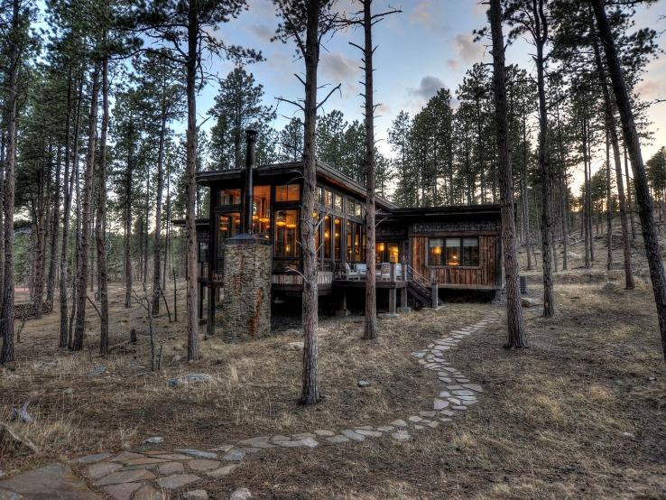 Executive Lodging of the Black Hills, Glass Lodge, Keystone