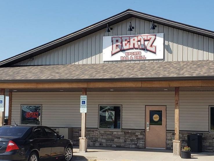 Bertz Sports Bar & Grill, Beresford