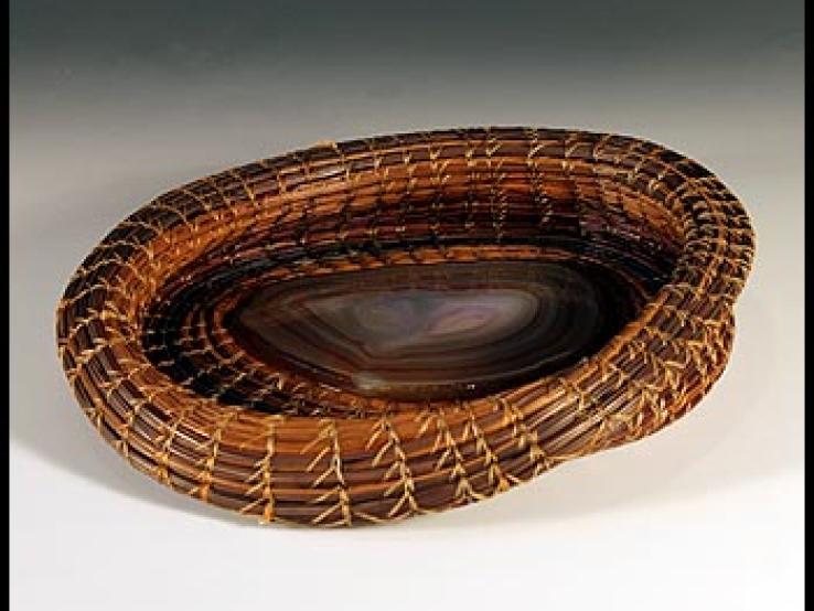 Pine Basket with agate insert