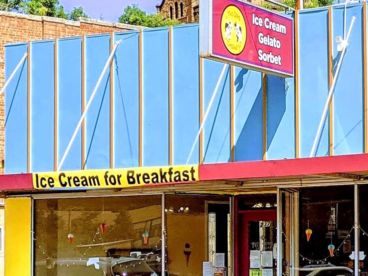 Two Cows Creamery, Hot Springs