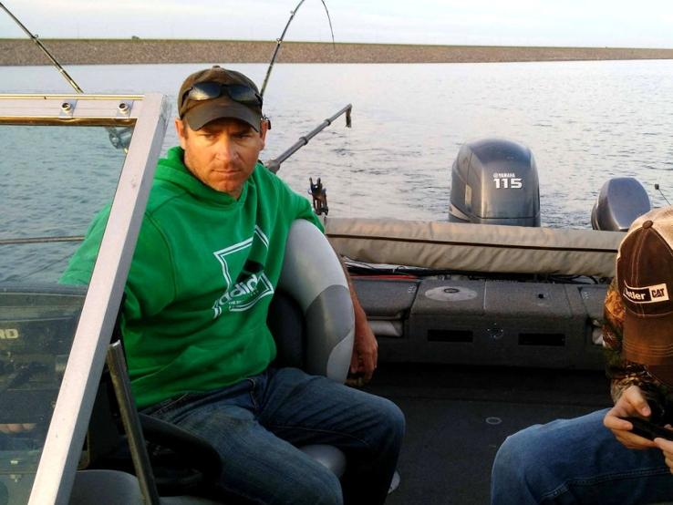 Oahe Salmon Guide Service, Onida