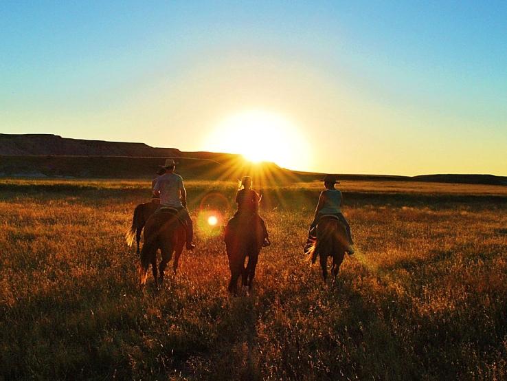 Hurley Butte Horseback, Interior