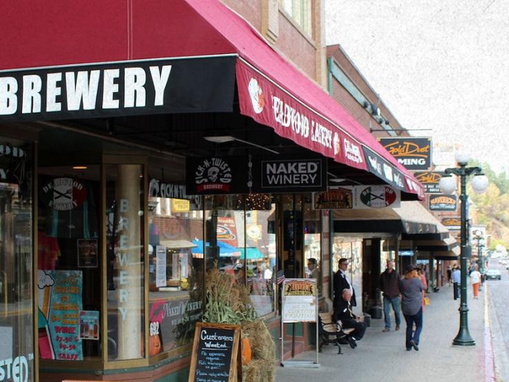 Sick-N-Twisted Brewery & Naughti Wines, Deadwood