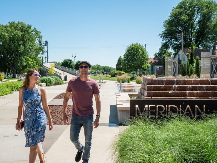 Meridian Bridge Plaza, Yankton