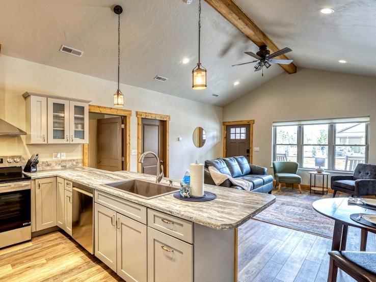 Rockerville Gold Town Lodging, Rockerville