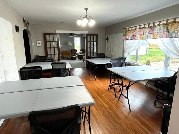 Circle F Farmhouse, Tripp