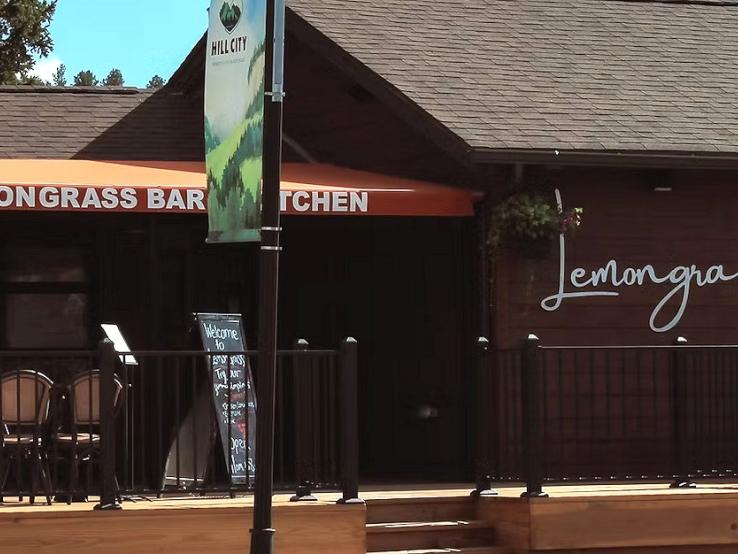 Lemongrass Bar & Kitchen, Hill City