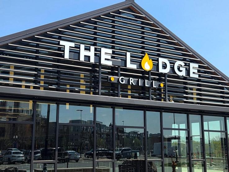 The Lodge Bar & Grill at Jacobson Plaza, Sioux Falls
