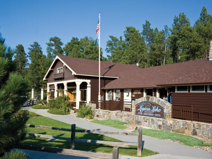 Legion Lake Lodge