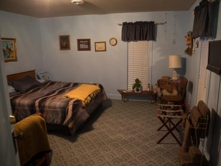BLUE ROOM