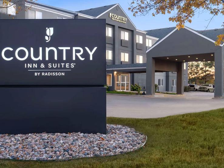 Country Inn & Suites by Radisson, Brookings