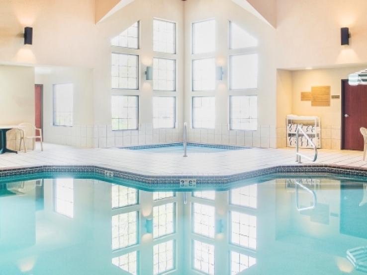 Kelly Inn Mitchell Pool