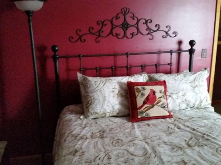 Cardinal Room