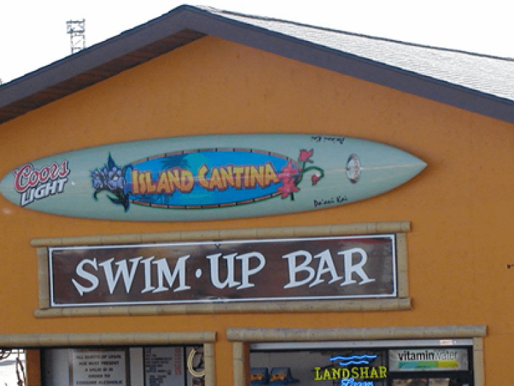 Swim-Up Bar