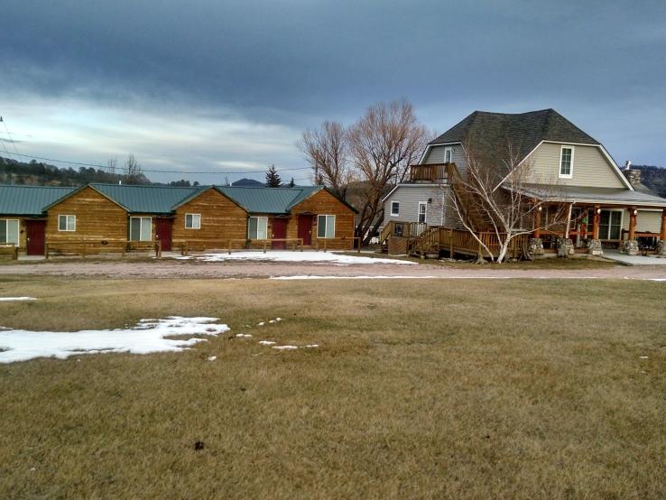 BHPP Lodge with 4 of 6 Cabins.