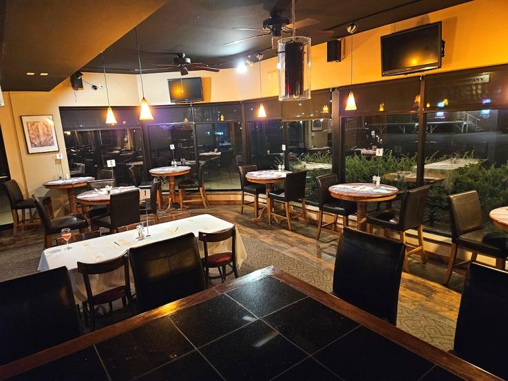 Levee Street Steak & Lounge, Yankton