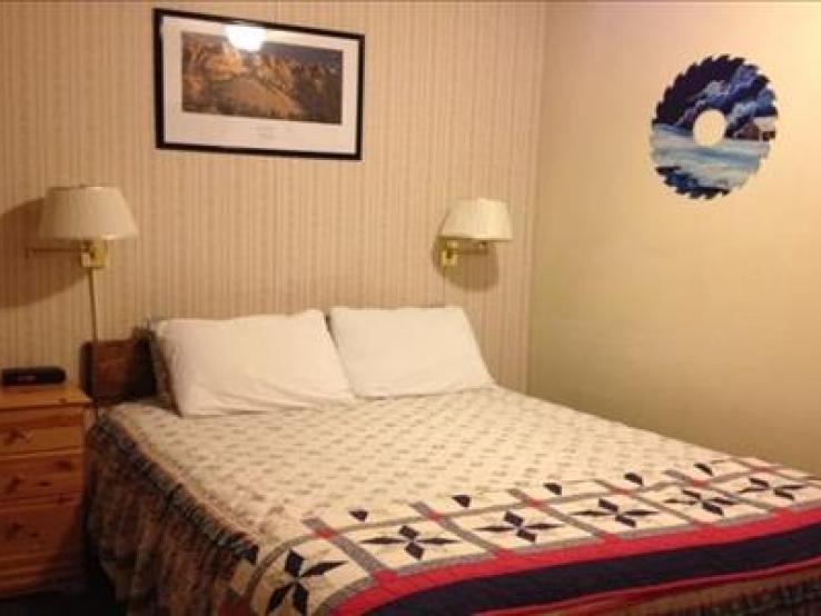Black Hills Mile Hi Motel