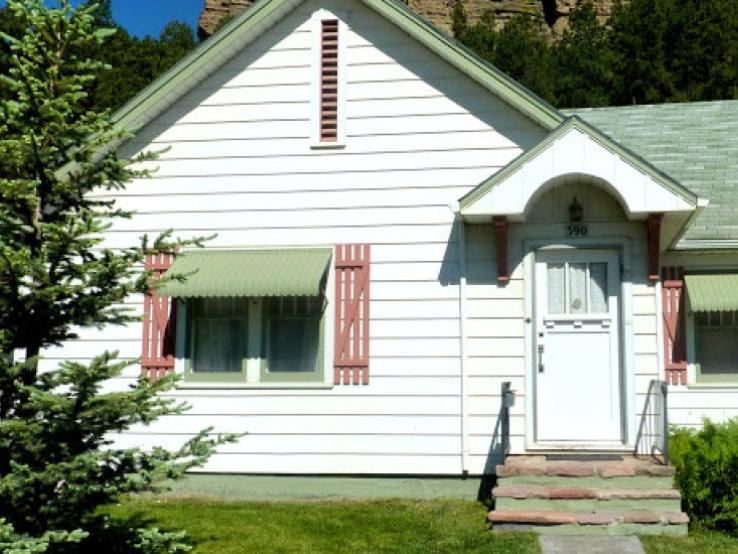 First Deadwood Cottages