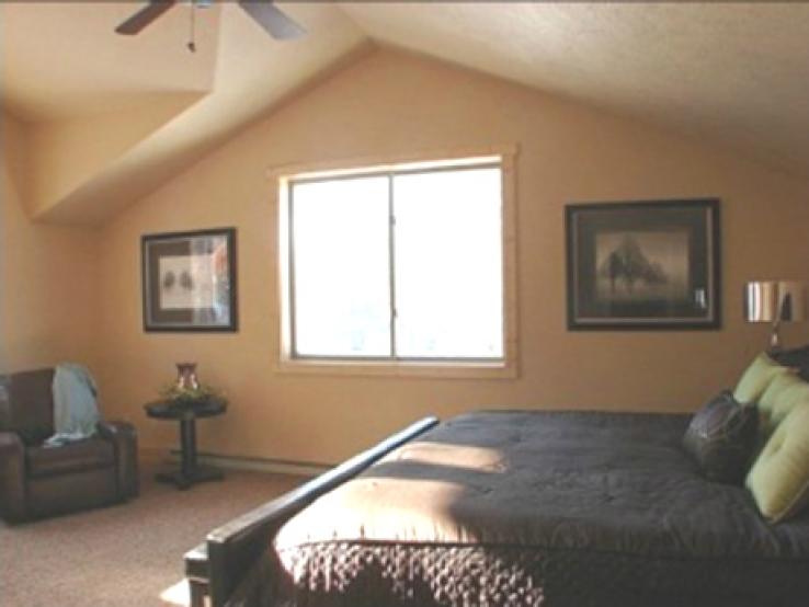 blk mn bedroom