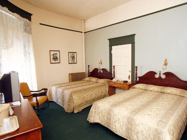 Historic Franklin Hotel