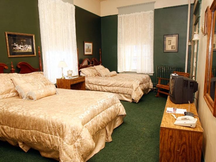 Historic Franklin Hotel