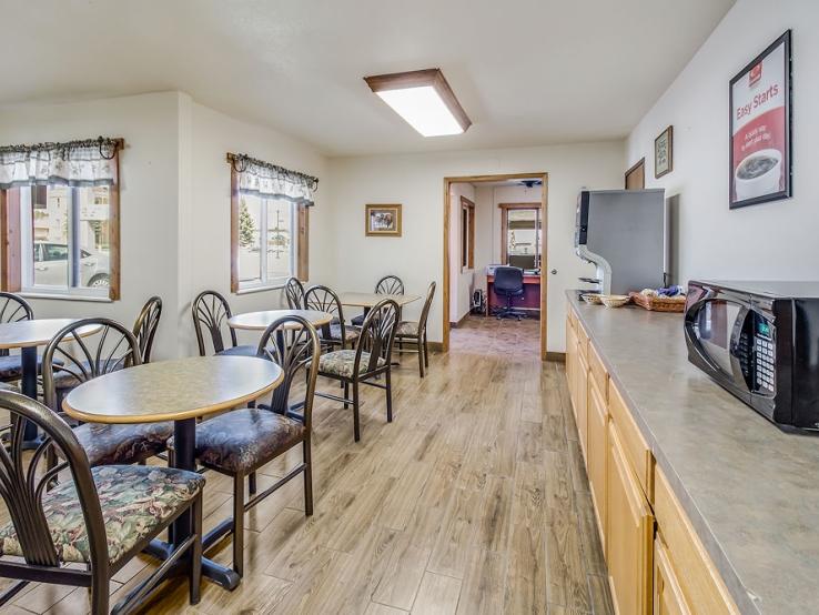 Custer Econo Lodge, Custer