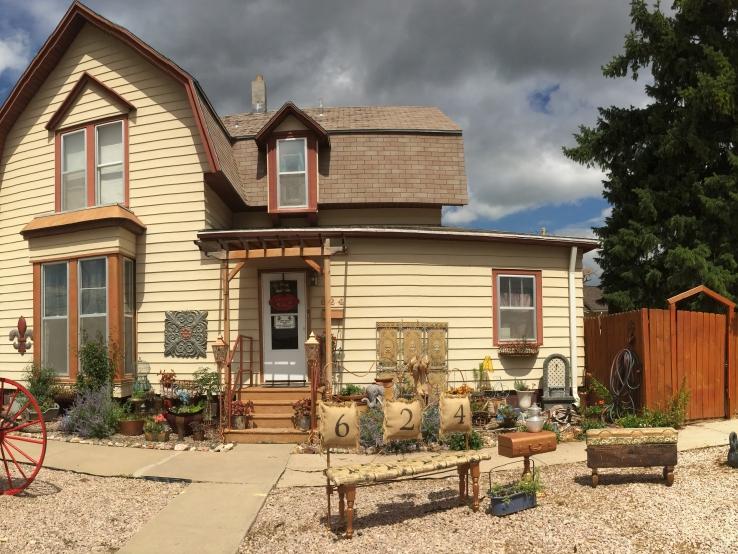 B&B
