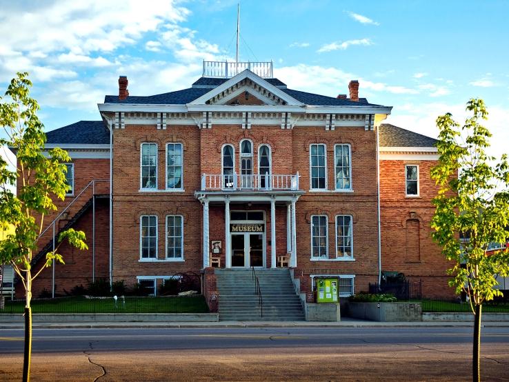 1881 Courthouse Museum