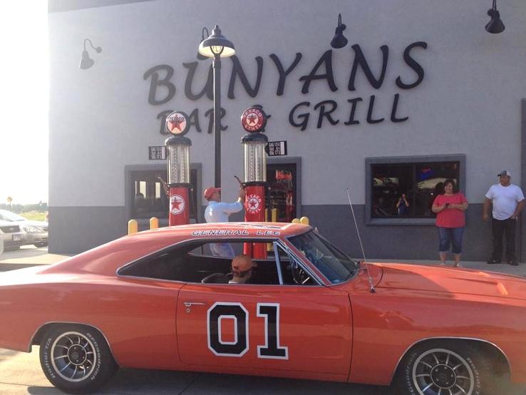 Bunyan's, Vermillion