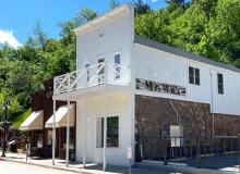 Mr. Wu's, Deadwood