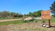 Suncatcher Acres, Fedora