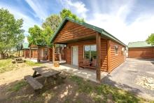 Badlands Frontier Cabins, Wall