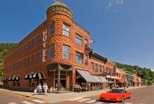 The Historic Fairmont Hotel & Oyster Bay Bar, Deadwood