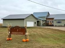 Circle F Farmhouse, Tripp