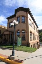Town Hall Inn front view.