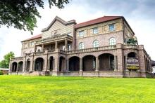 Mead Cultural Education Center, Yankton