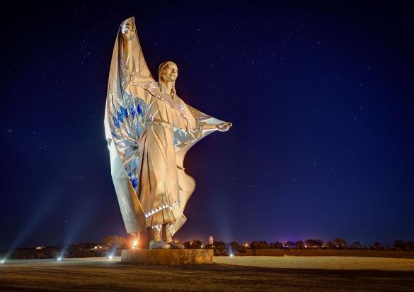 Dignity statue near Chamberlain