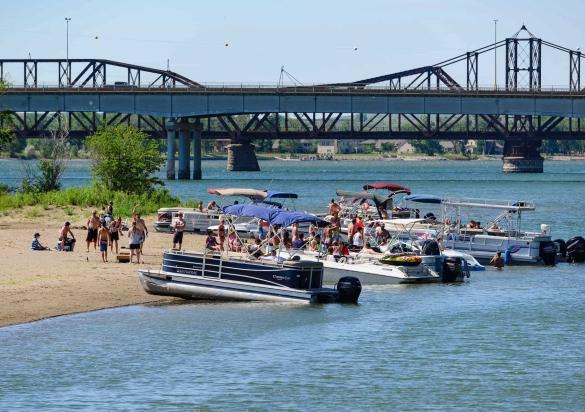 Boats on a sandbar on the lewis & clark trail