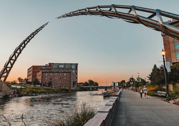 Arc of Dreams at sunset in Sioux Falls