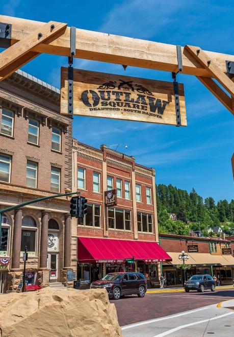 Outlaw Square Entrance Deadwood