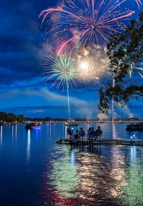 Freedom Festival, Mina Lake